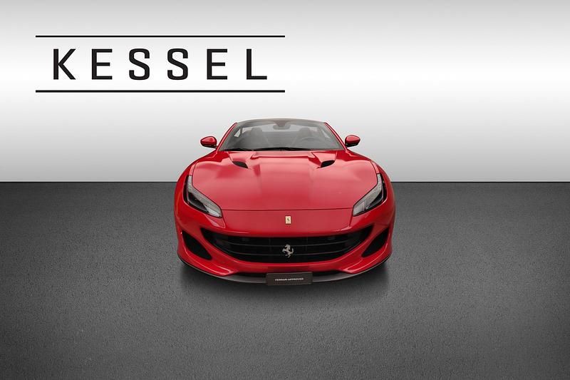 Gebraucht Ferrari Portofino 600 PS (441 kW) 2019 Rot Cabrio