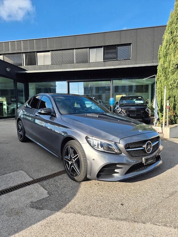 Gebraucht Mercedes C220 AMG line 194 PS (142 kW) 2019