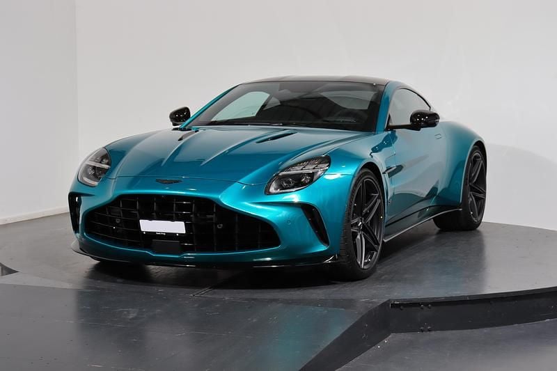 Neu Aston Martin V8 Vantage 679 PS (499 kW) 2026 Grün Coupé