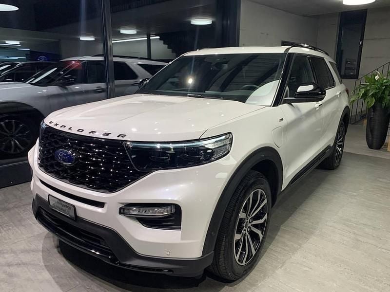 Weiss Gebraucht 2025 Ford Explorer ST-Line SUV | CHF 67’890 (Fairer Preis) - Bild 1/4
