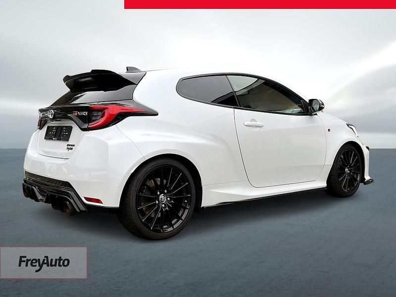 Gebraucht Toyota Yaris Sport 261 PS (191 kW) 2021