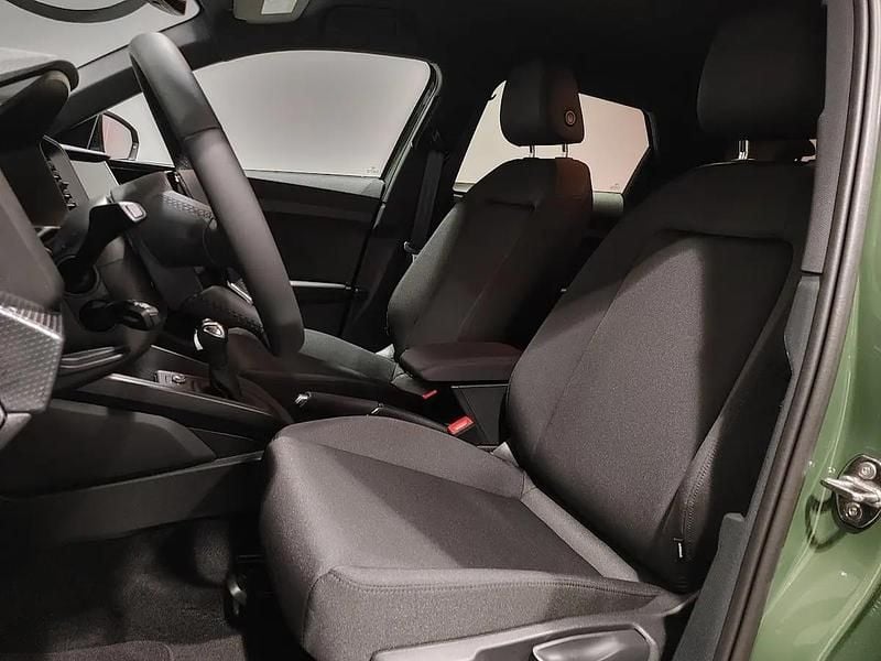 Neu Audi A1 Sportback Attraction 115 PS (84 kW) 2026 Grün Kleinwagen
