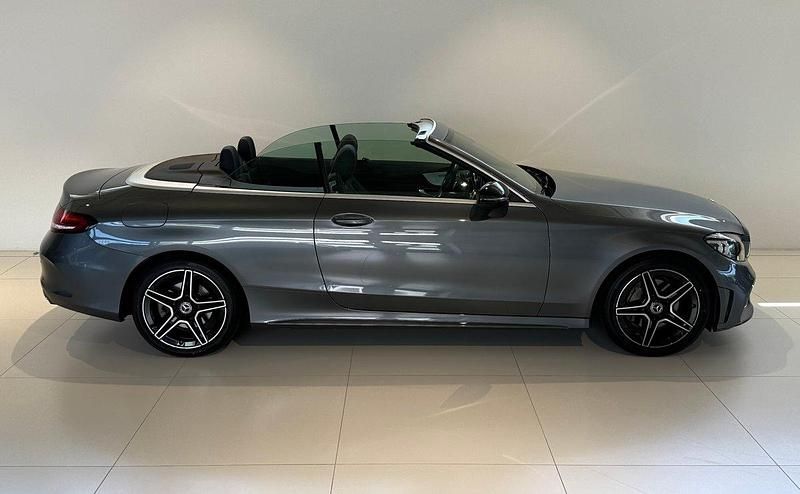 Gebraucht Mercedes C200 AMG line 184 PS (135 kW) 2020 Cabrio