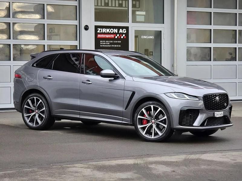 Gebraucht Jaguar F-Pace 550 PS (404 kW) 2025 Gray SUV
