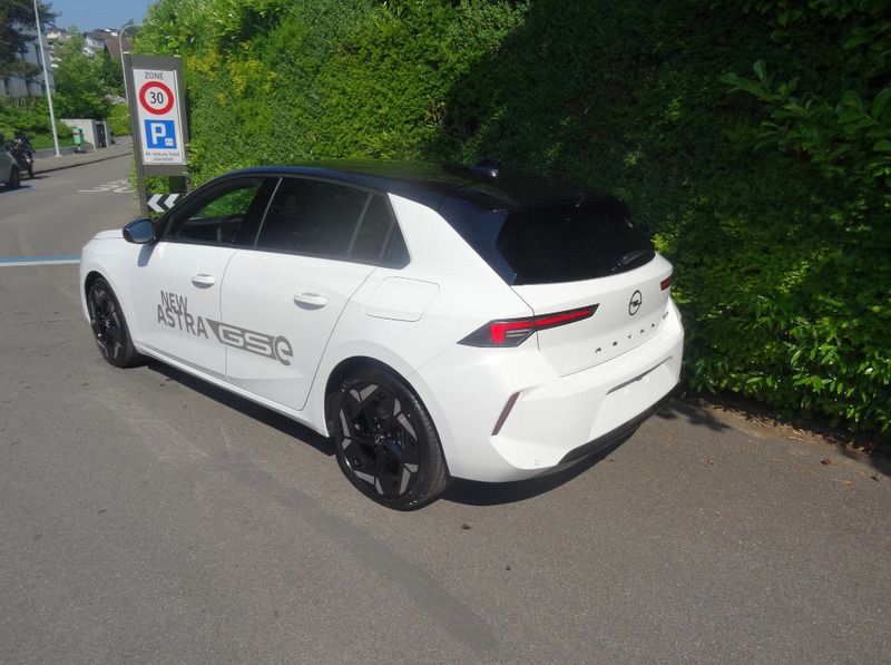 Gebraucht Opel Astra GSe 224 PS (164 kW) 2023 Weiss Limousine