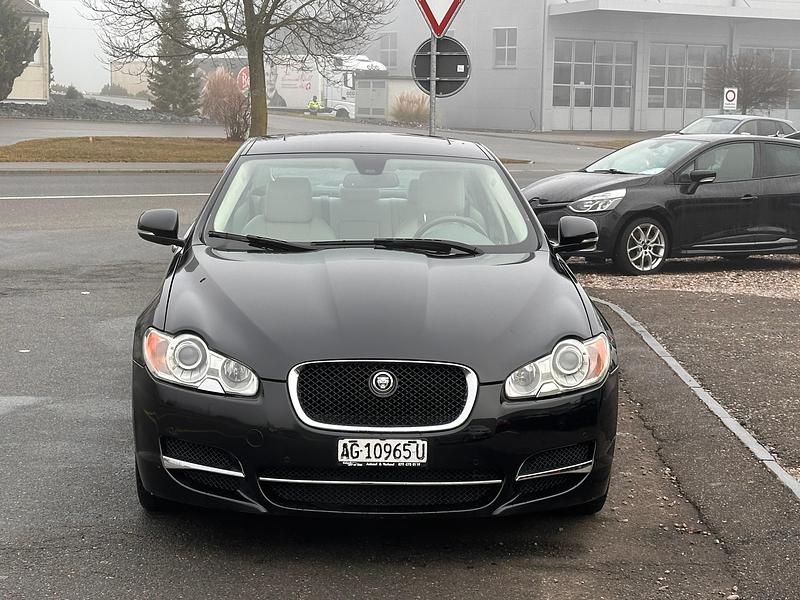 Gebraucht Jaguar XF Premium Luxury 275 PS (202 kW) 2011 Limousine