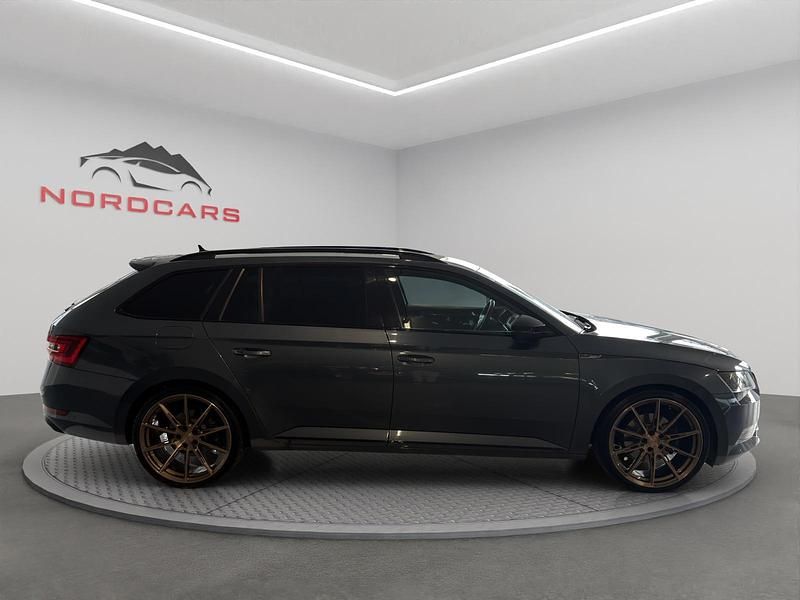 Gebraucht Skoda Superb SportlinePlus 190 PS (139 kW) 2019 Kombi