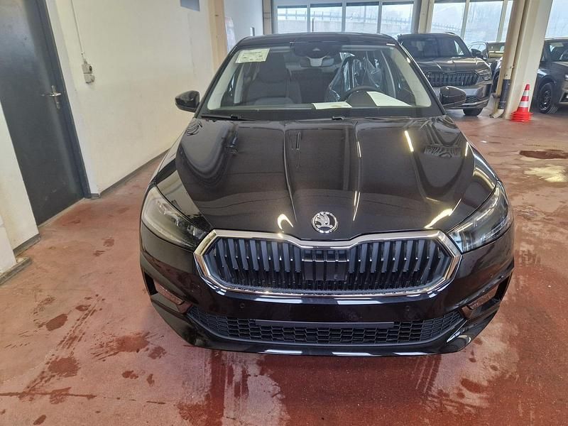 Neu Skoda Fabia Dynamic 116 PS (85 kW) 2025 Weiss Limousine