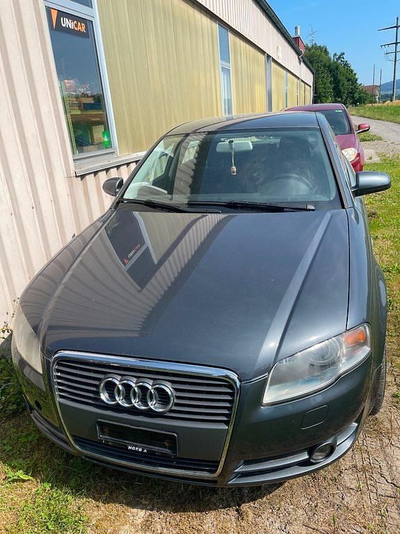 Gebraucht Audi A4 130 PS (95 kW) 2005 Limousine
