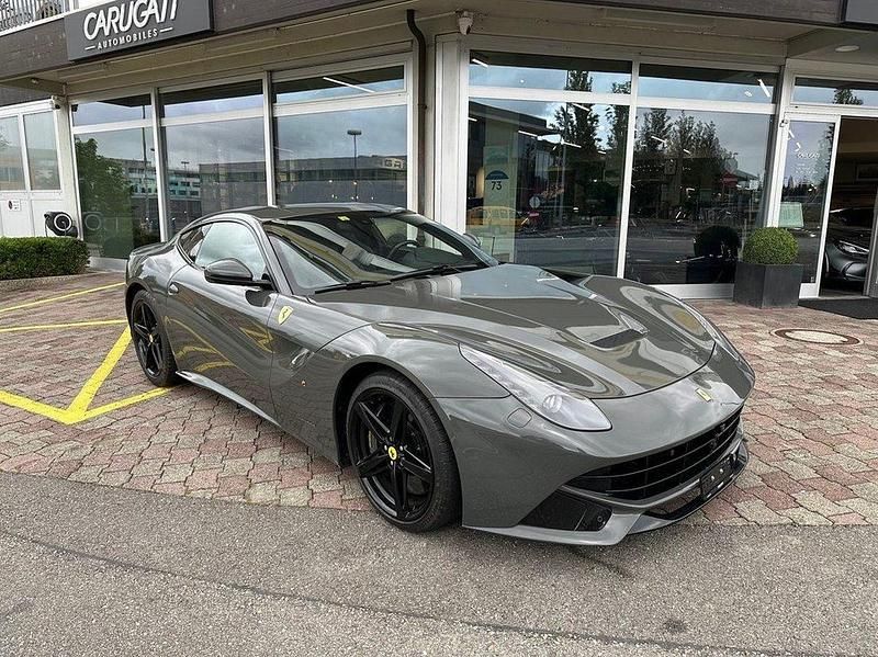 Gebraucht Ferrari F12 736 PS (541 kW) 2013 Coupé