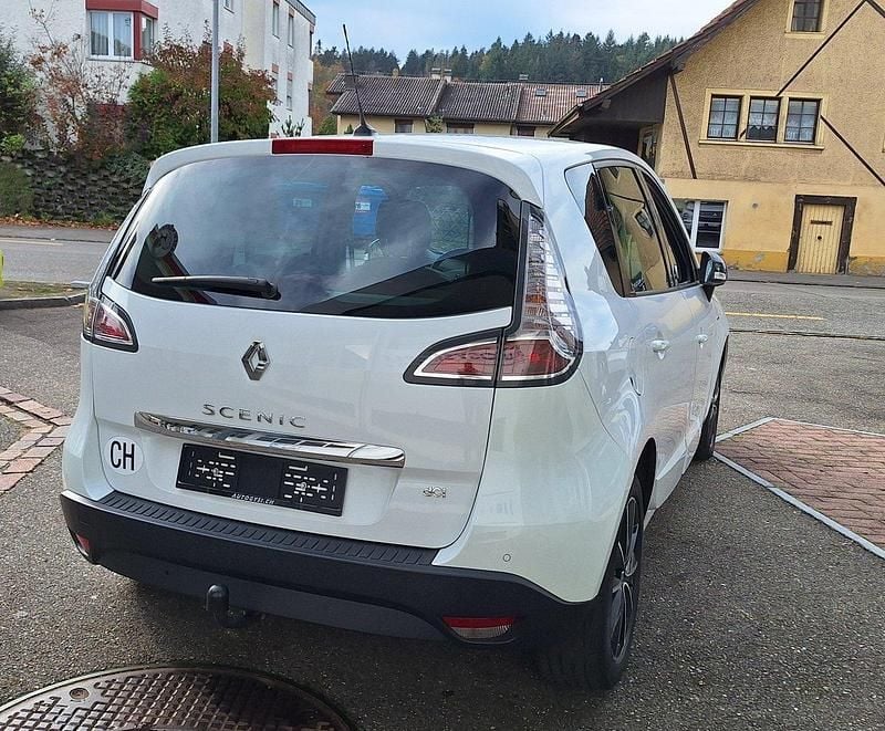 Gebraucht Renault Scénic III Bose Edition 110 PS (80 kW) 2013 Van / Kleinbus