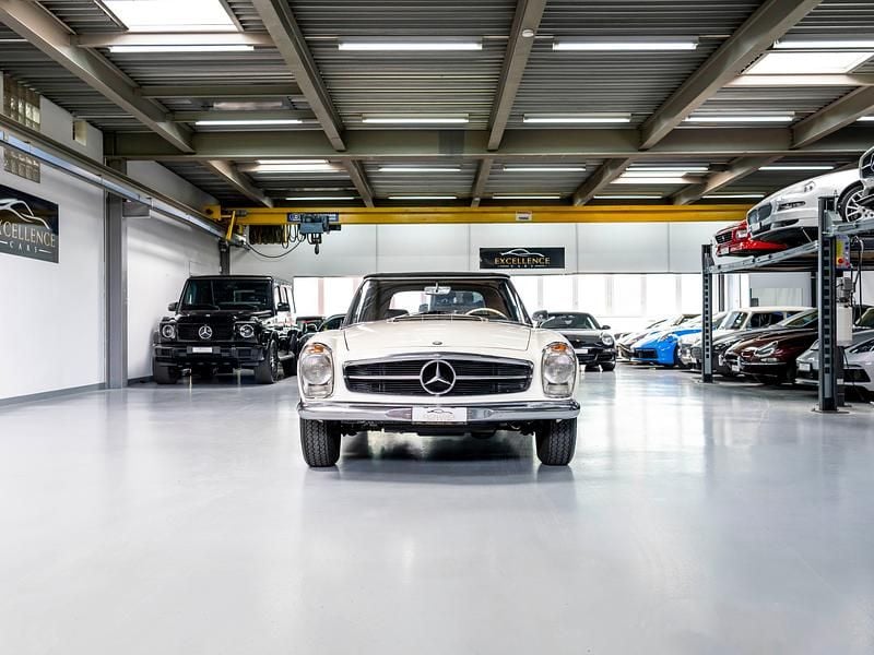 Gebraucht Mercedes 250 150 PS (110 kW) 1967 Cabrio