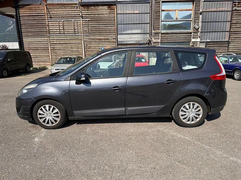 Gebraucht Renault Grand Scénic III Expression 110 PS (80 kW) 2009 Grau Van / Kleinbus