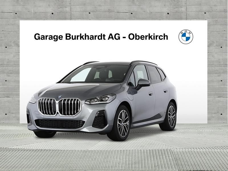 Neu BMW 230 M Sport 150 PS (110 kW) 2025 Grau Van / Kleinbus