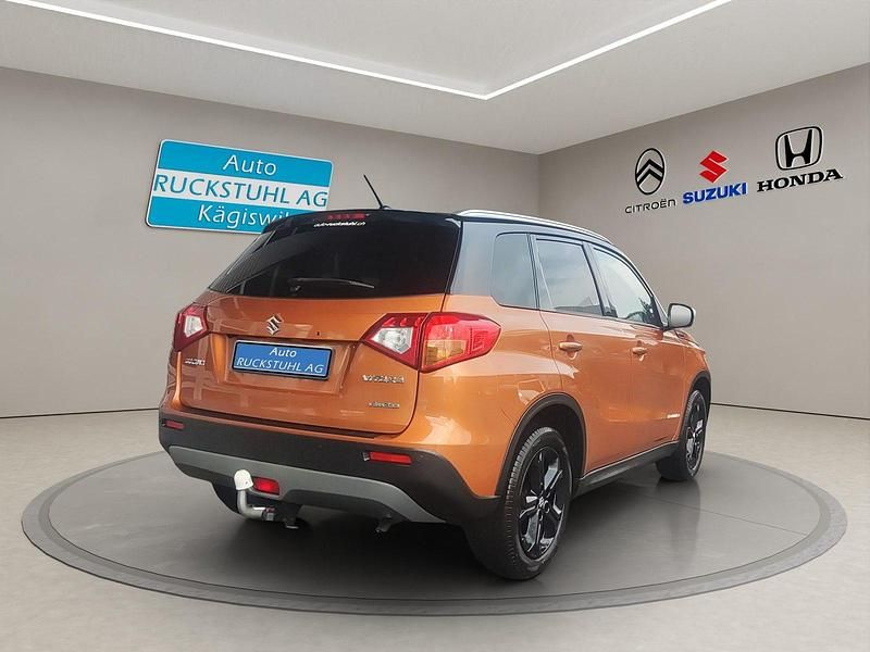 Gebraucht Suzuki Vitara 140 PS (102 kW) 2018 SUV