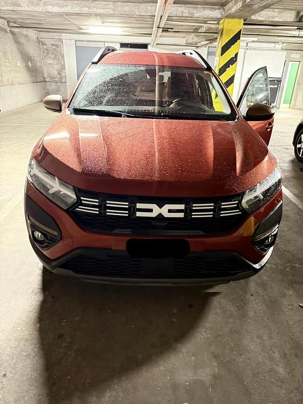 Gebraucht Dacia Jogger Extreme 141 PS (103 kW) 2023 Van / Kleinbus