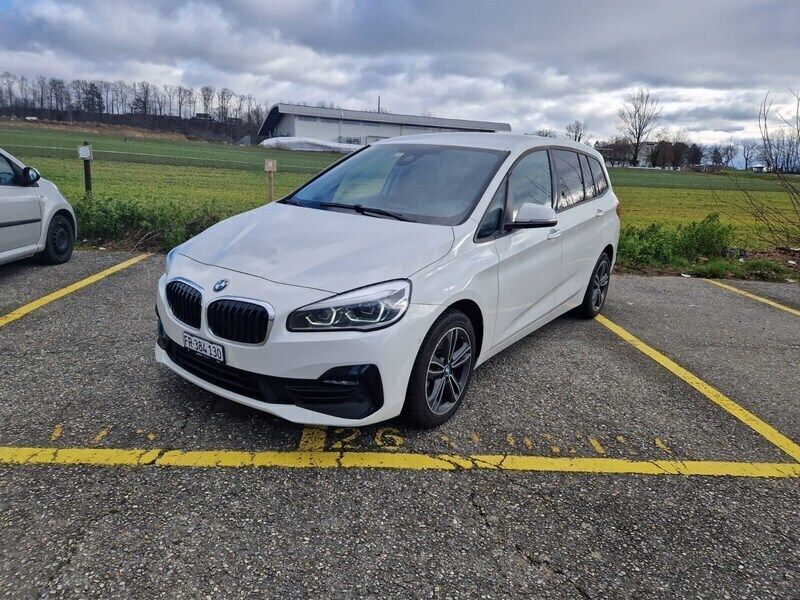 Gebraucht 2022 BMW 218 Gran Tourer Sport Line Van / Kleinbus | CHF 28’000 (Teuer) - Bild 1/4