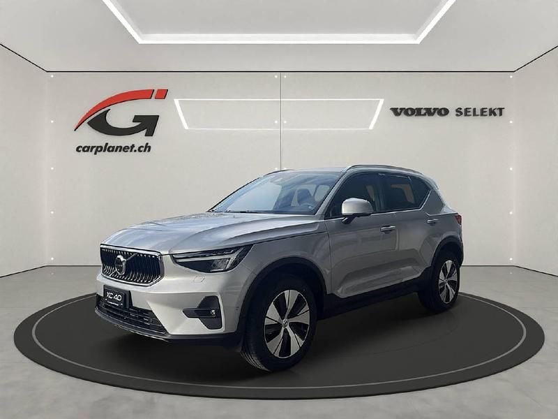 Silber Gebraucht 2023 Volvo XC40 Core SUV | CHF 28’750 (Superpreis) - Bild 1/4
