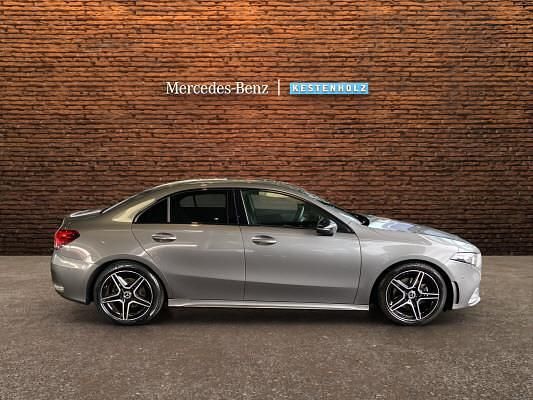 Gebraucht Mercedes A200 AMG line 163 PS (119 kW) 2020