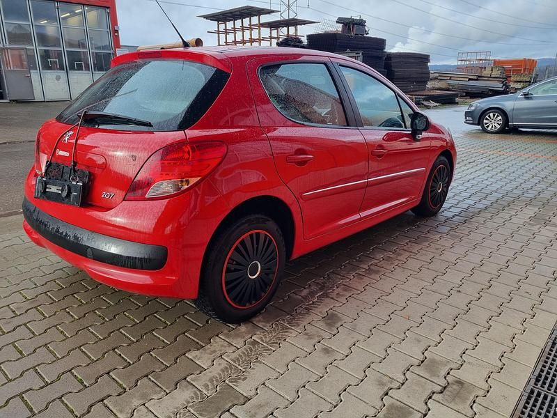 Gebraucht Peugeot 207 95 PS (69 kW) 2011