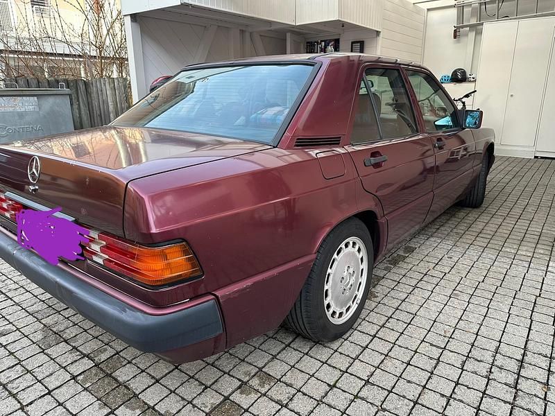 Gebraucht Mercedes 190 Avantgarde 109 PS (80 kW) 1992 Limousine