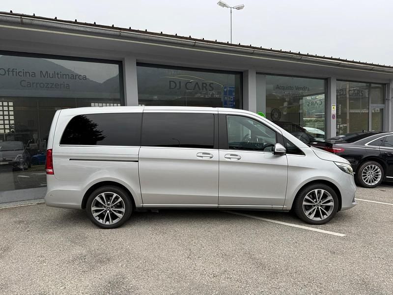 Gebraucht Mercedes V250 190 PS (139 kW) 2022 Van / Kleinbus