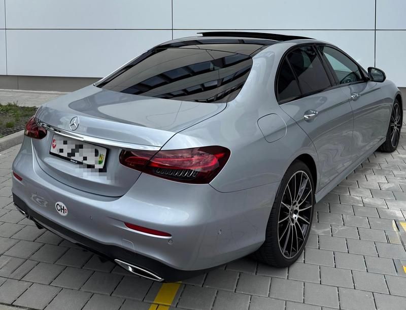 Gebraucht Mercedes E220 AMG line 194 PS (142 kW) 2021