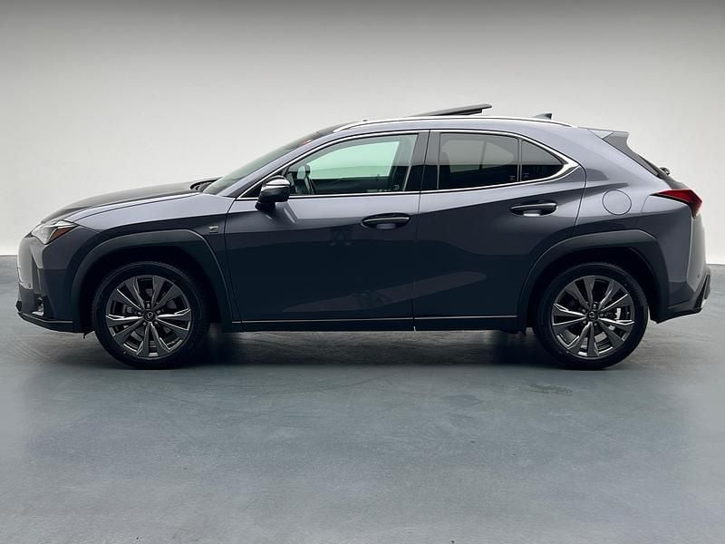 Gebraucht Lexus UX 250h 184 PS (135 kW) 2024 SUV