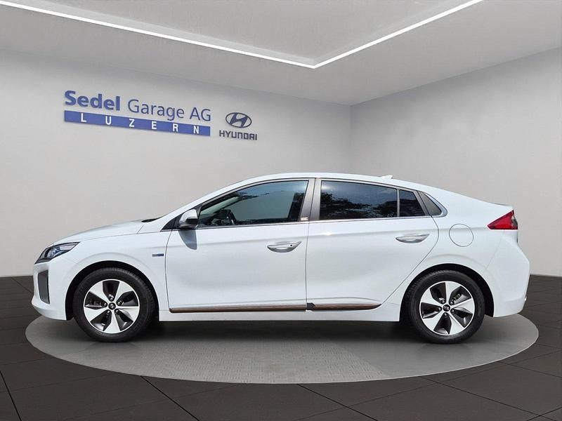 Gebraucht Hyundai Ioniq 88 kW (120 PS) 2019 Kleinwagen