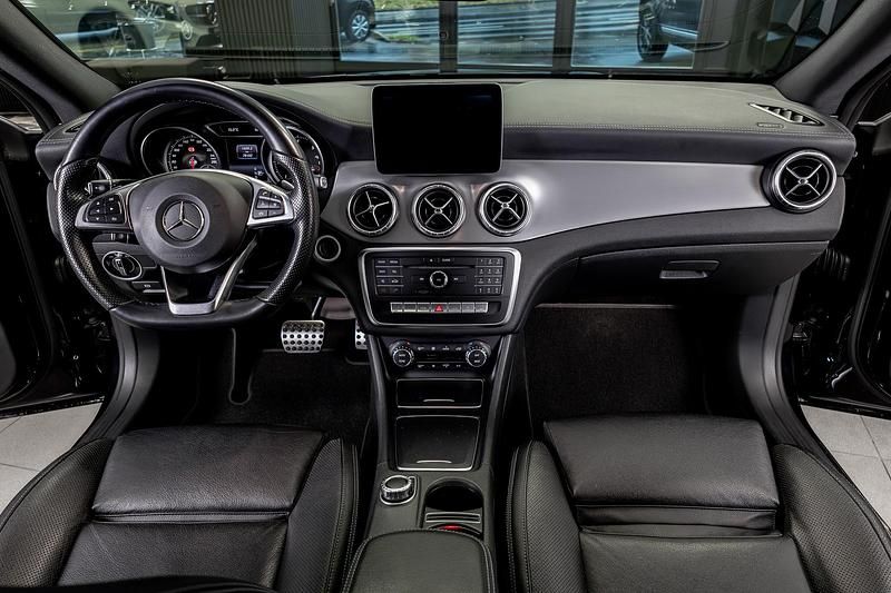 Gebraucht Mercedes CLA200 Shooting Brake AMG line 136 PS (100 kW) 2016 Kombi