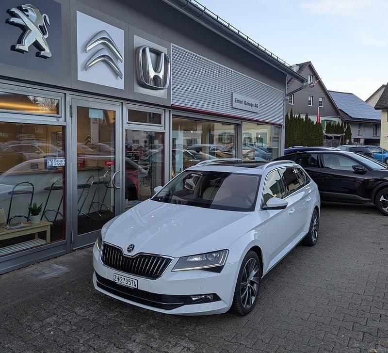Gebraucht 2017 Skoda Superb LAURIN & KLEMENT Kombi | CHF 25’690 (Etwas zu teuer) - Bild 1/4