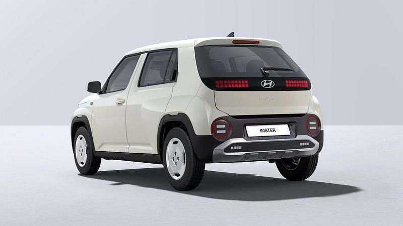 Neu Hyundai Inster 84 kW (115 PS) 2025 Weiss Kleinwagen
