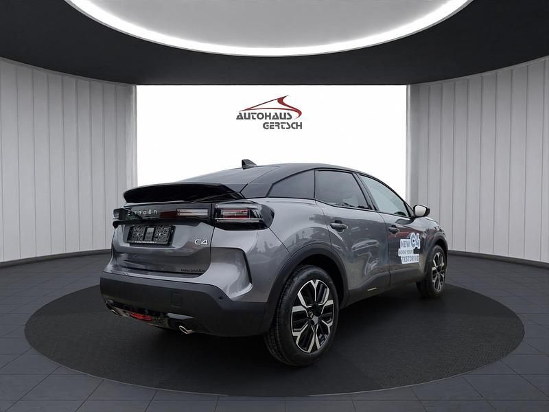 Gebraucht Citroën C4 136 PS (100 kW) 2025 Limousine