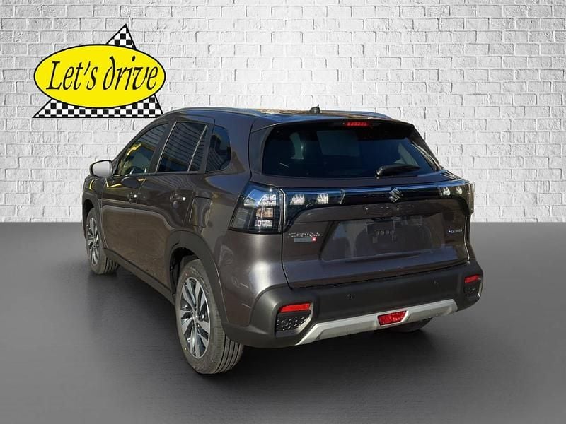 Neu Suzuki SX4 S-Cross 110 PS (80 kW) 2025 SUV