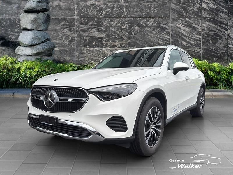 Gebraucht Mercedes GLC220 197 PS (144 kW) 2025