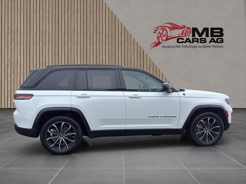 Gebraucht Jeep Grand Cherokee Trailhawk 381 PS (280 kW) 2023 SUV