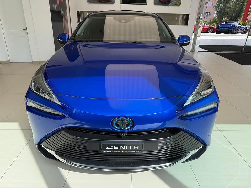 Gebraucht Toyota Mirai Platinum 183 PS (134 kW) 2021 Blau Limousine