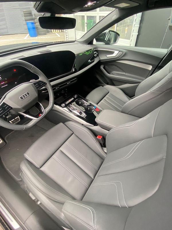 Gebraucht Audi A5 Ambiente 367 PS (269 kW) 2025 Coupé