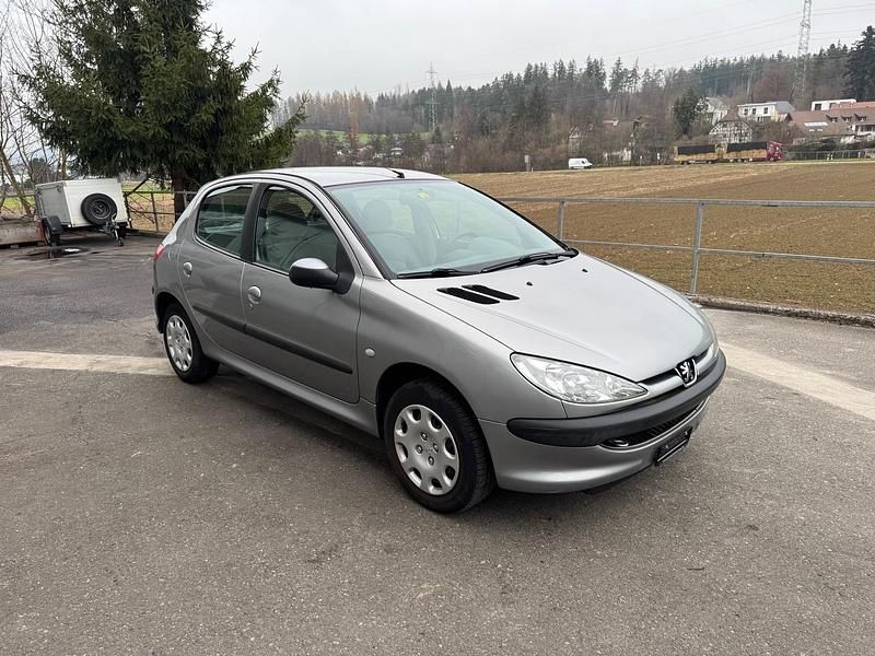 Gebraucht Peugeot 206 69 PS (50 kW) 2005