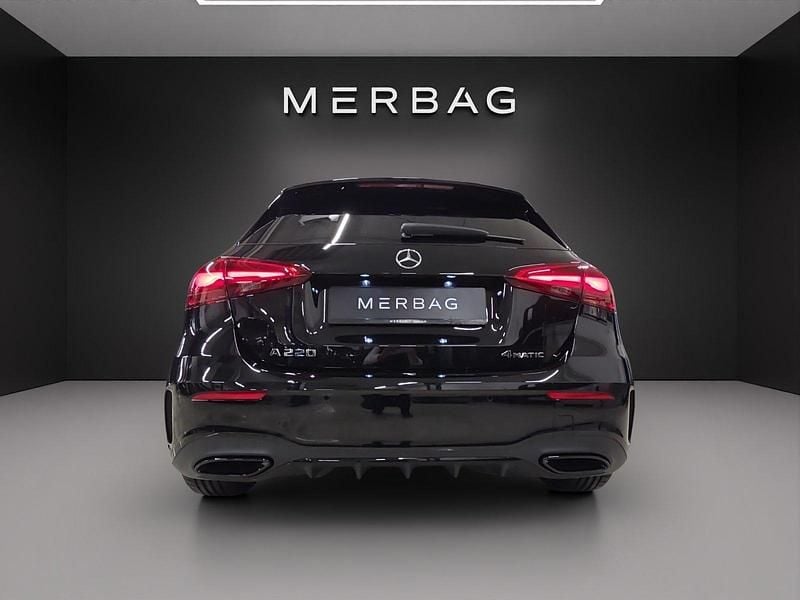Neu Mercedes A220 190 PS (139 kW) 2026 Schwarz Limousine