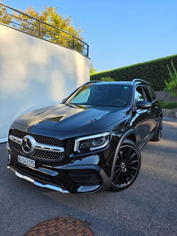 Gebraucht Mercedes GLB250 AMG line 224 PS (164 kW) 2021 SUV