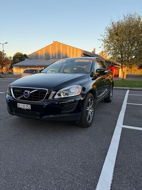 Gebraucht Volvo XC60 Summum 215 PS (158 kW) 2011 SUV