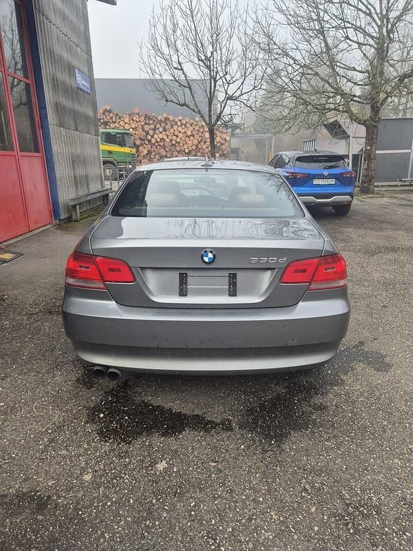 Gebraucht BMW 330 231 PS (169 kW) 2007