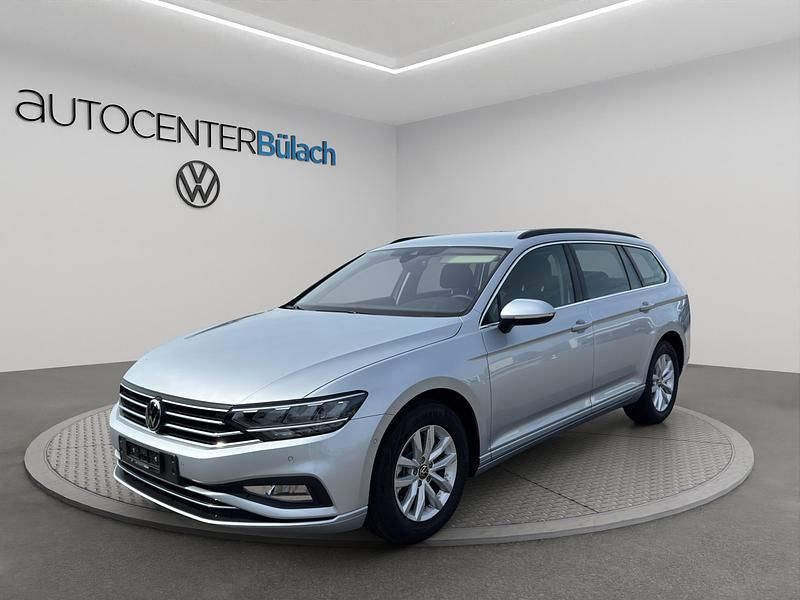 Gebraucht VW Passat Business 150 PS (110 kW) 2024 Silber Kombi