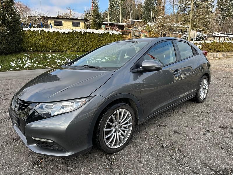 Gebraucht 2015 Honda Civic Comfort | CHF 7’800 (Etwas zu teuer) - Bild 1/4