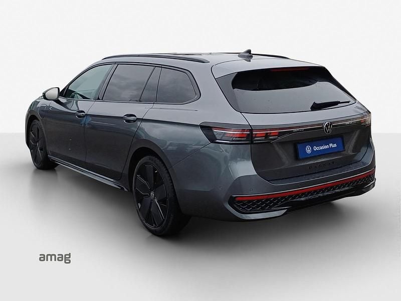 Gebraucht VW Passat R-line 272 PS (200 kW) 2024 Kombi