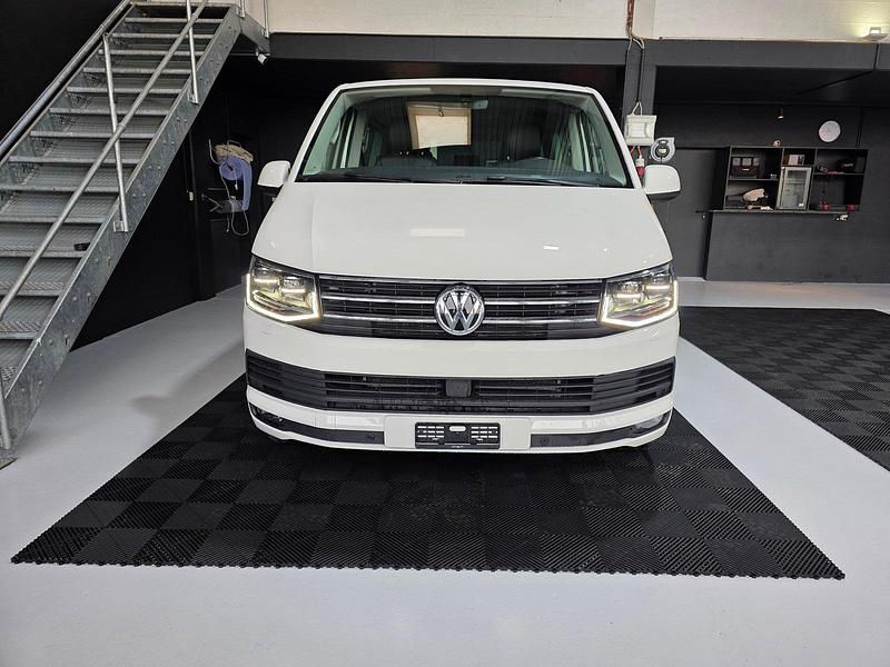 Gebraucht VW Multivan Comfortline 204 PS (150 kW) 2015 Van