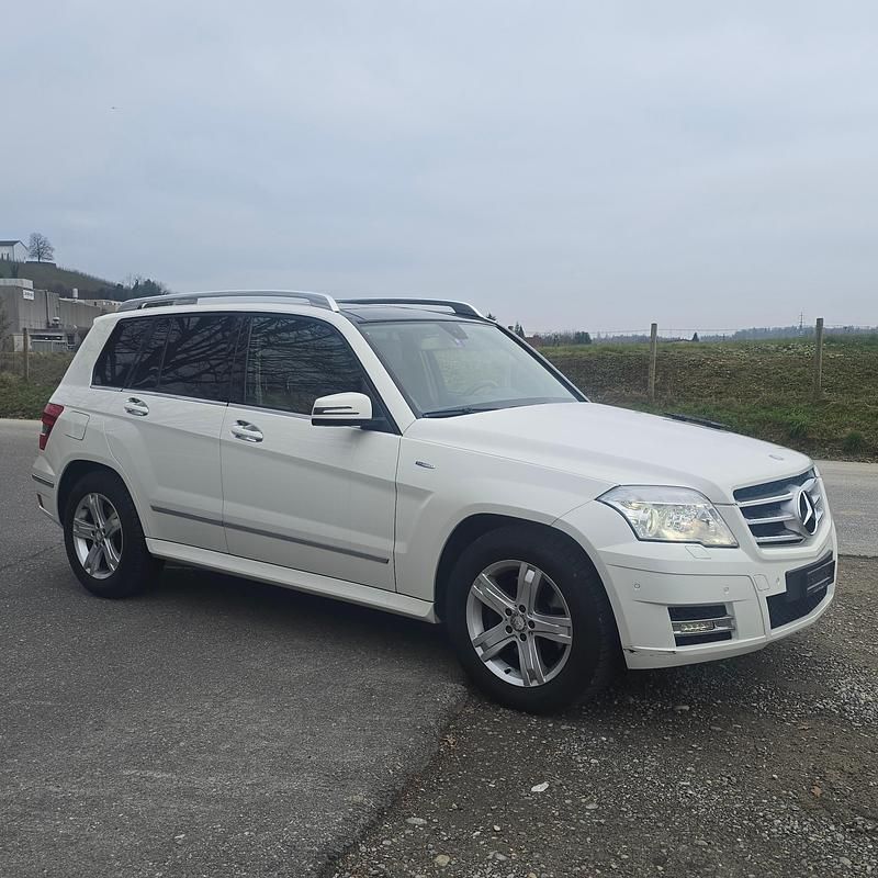Gebraucht Mercedes GLK250 204 PS (150 kW) 2011 SUV