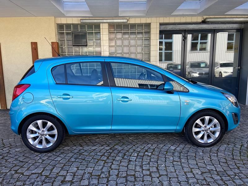 Gebraucht Opel Corsa Edition 100 PS (73 kW) 2012 Kleinwagen