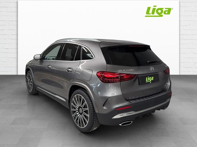 Neu Mercedes GLA220 AMG line 190 PS (139 kW) 2025 SUV